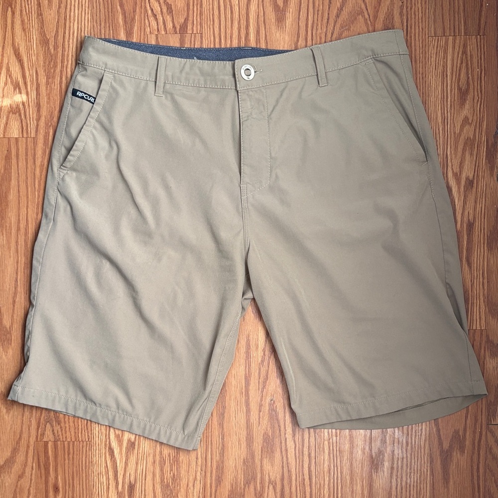 Rip Curl Men's Tan Flat Front Stretch Shorts